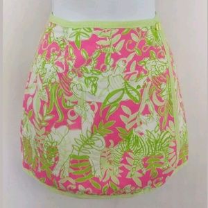 Lilly Pulitzer Reversible Wrap Skirt

Girls Size 6